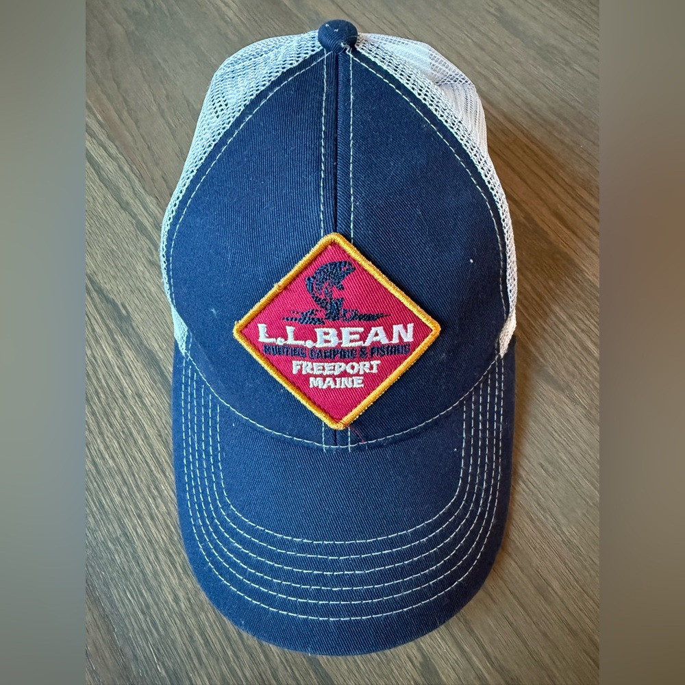 ❗️SOLD❗️Men’s Pre Loved Vintage L.L. Bean Trucker Hat
